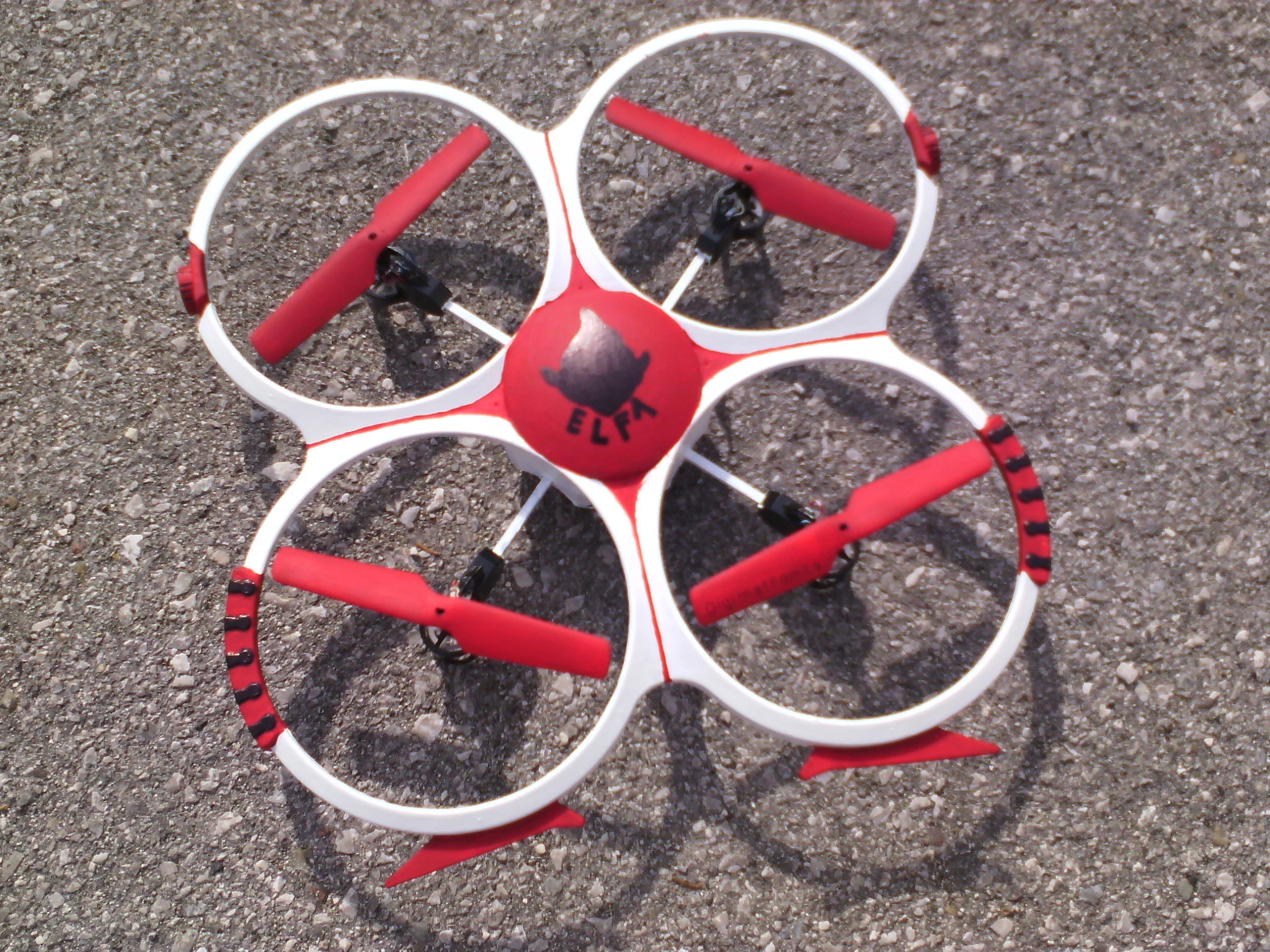 elf quadricopter alt