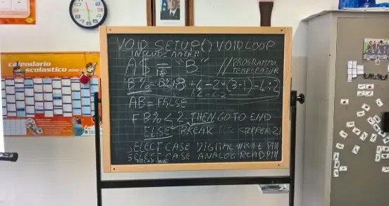 Robotics lesson to robotics in alementary school in Cortina d'Ampezzo, Italy